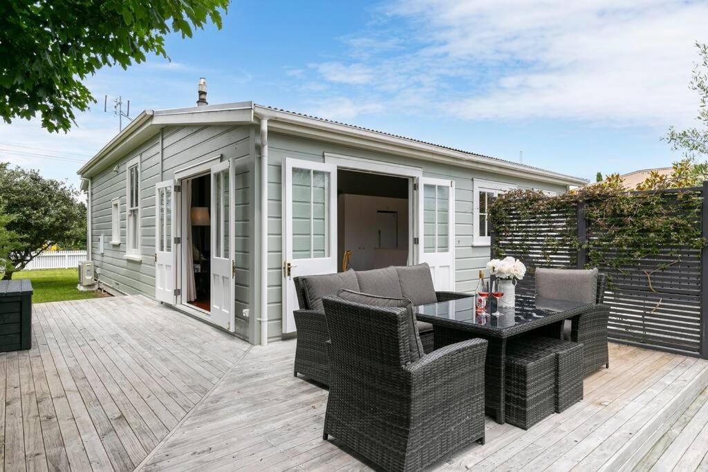 Historic Charm In Greytown - Cosy Kowhai Cottage Eksteriør billede